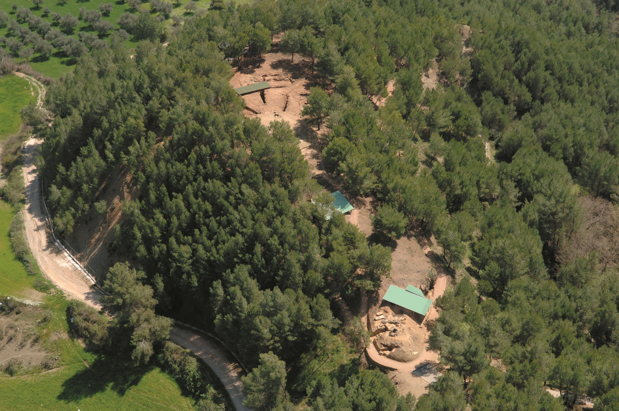 Αρχαιολογικός Χώρος Πορτών