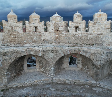 Οθωμανικός προμαχώνας -επάλξεις και κανονιοθυρίδες