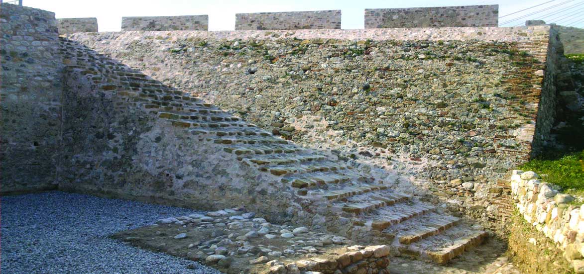 Δυτική ράμπα δυτικού προμαχώνα