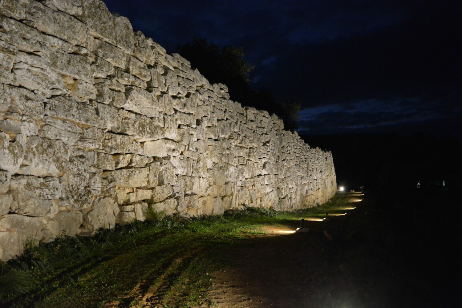Τειχος Δυμαιων